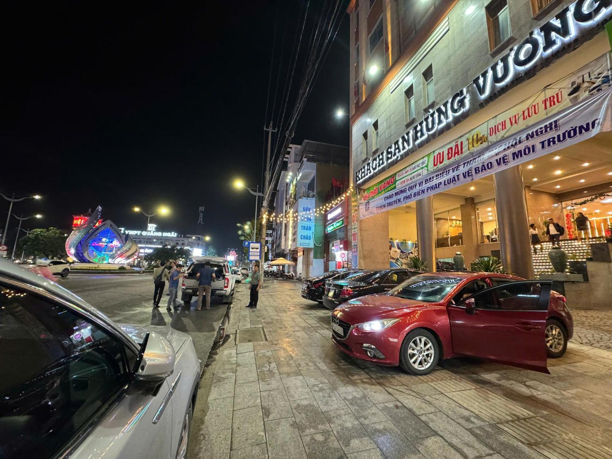 Khach San Hung Vuong Quang Ngai Hotel Eksteriør billede