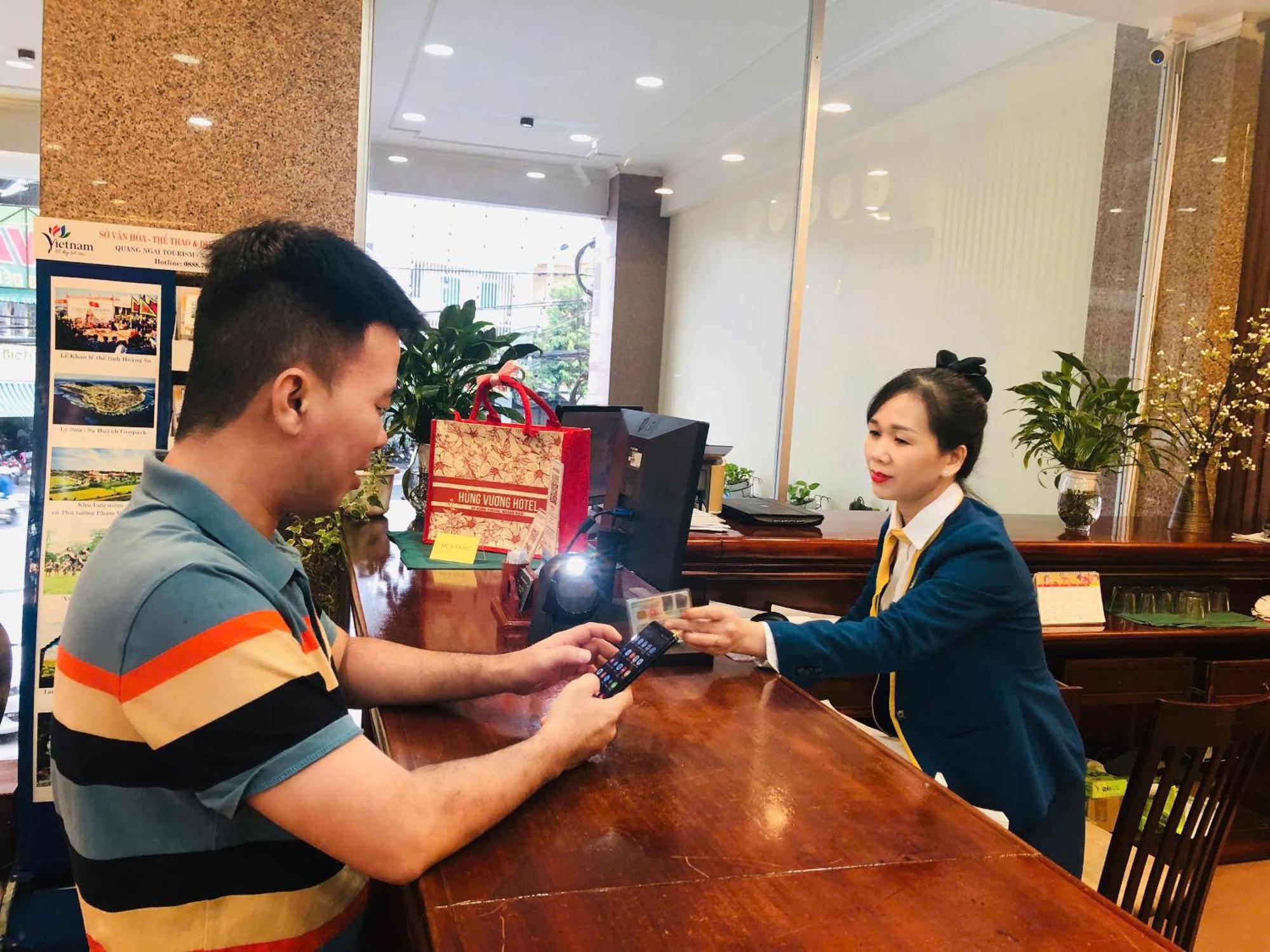Khach San Hung Vuong Quang Ngai Hotel Eksteriør billede